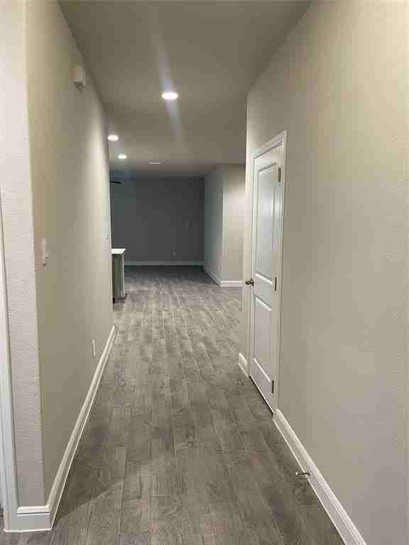 15537 Putney Way - Photo 2 of 16