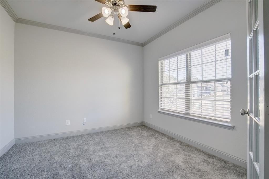 7821 Cypress Dr - Photo 4 of 30