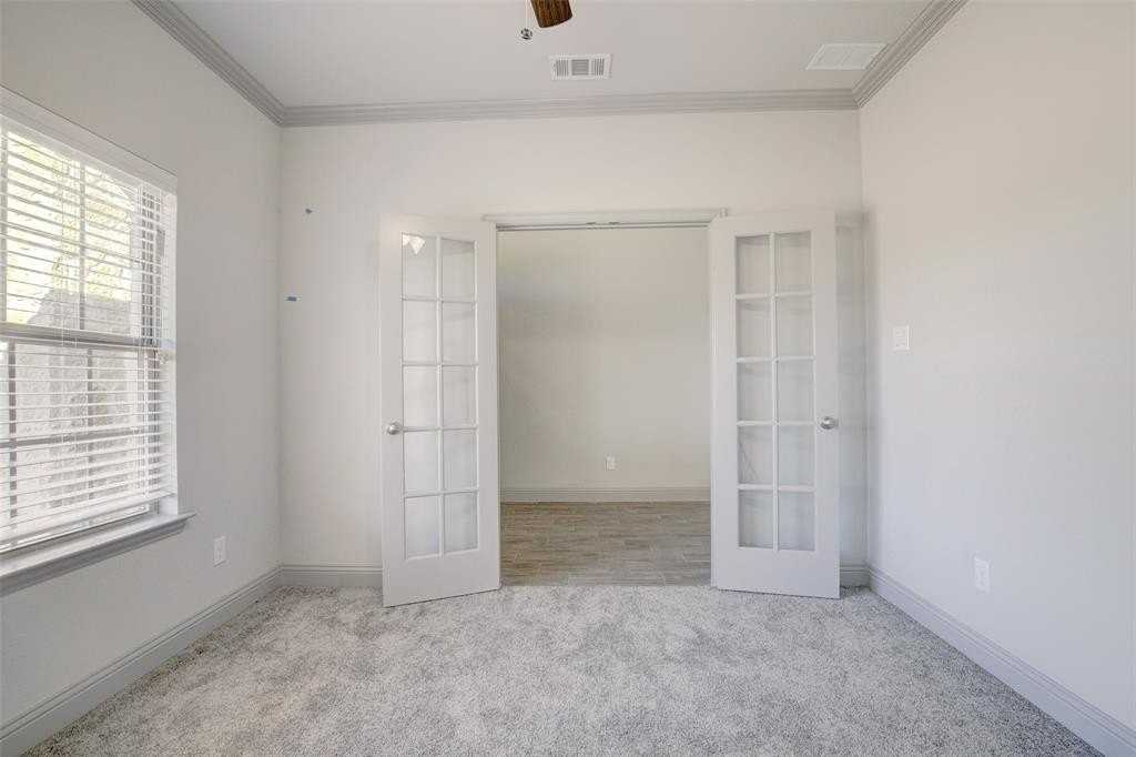 7821 Cypress Dr - Photo 5 of 30