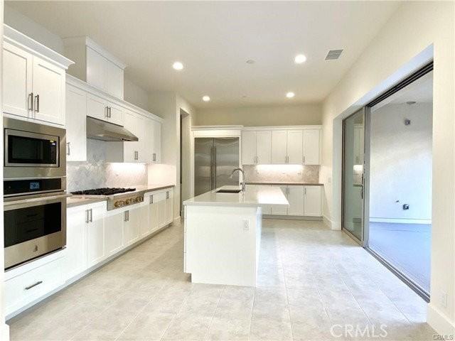 222 Parkwood - Photo 5 of 7