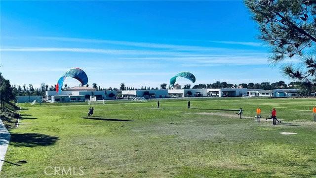 140 Parkwood - Photo 3 of 8