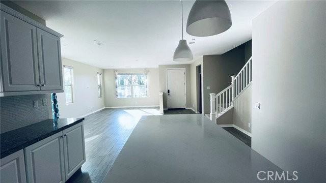 140 Parkwood - Photo 6 of 8