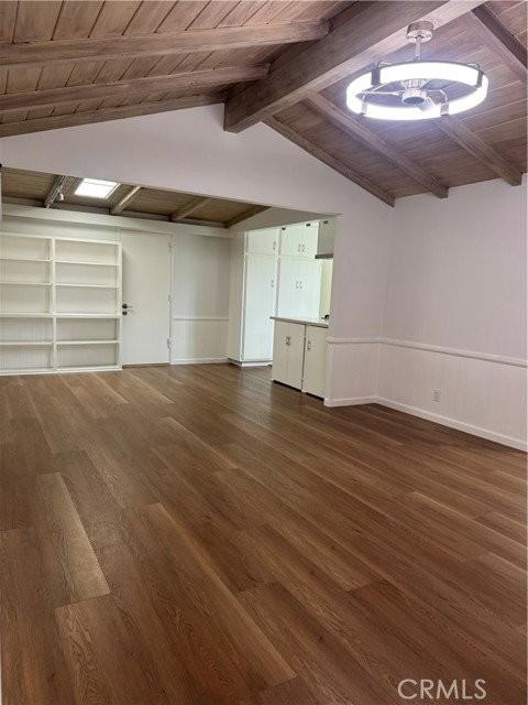 1602 W Mells Ln - Photo 2 of 8