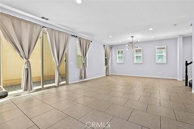 59 Keepsake - Photo 4 of 8