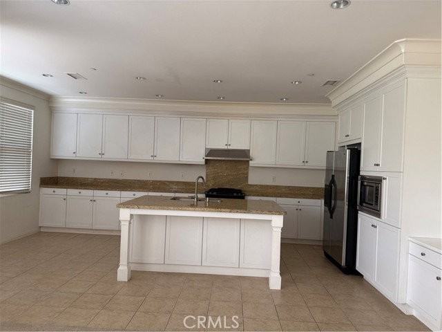 29 Shellbark - Photo 2 of 6