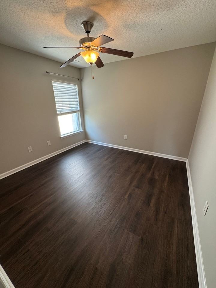 661 Old Castle Loop #1 - Photo 7 of 12