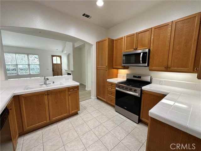 6 Veroli Ct - Photo 7 of 8