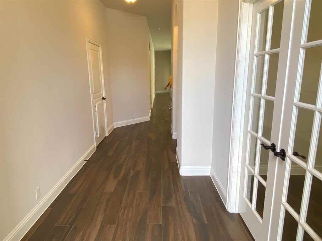 1612 Emma Pearl Ln - Photo 5 of 30