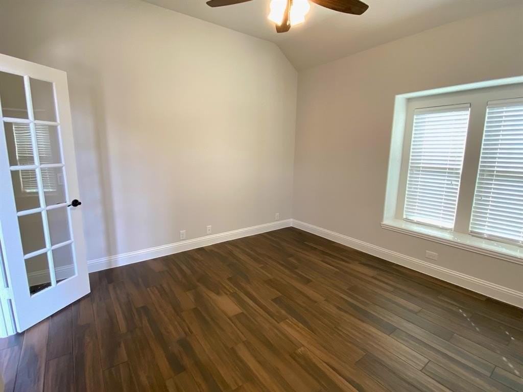 1612 Emma Pearl Ln - Photo 6 of 30