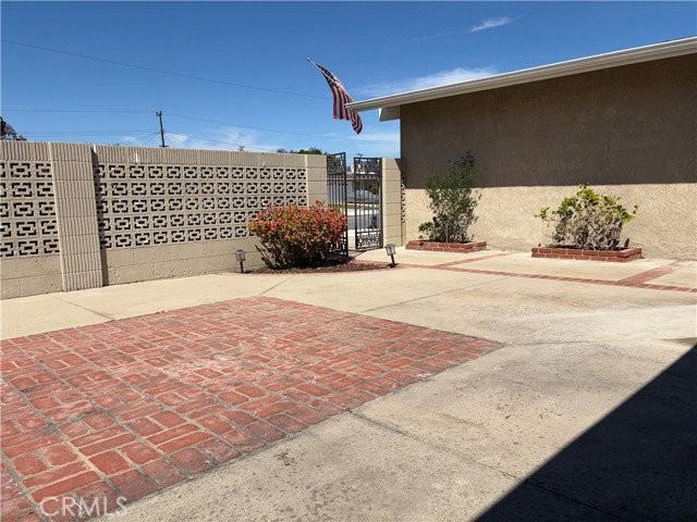 7622 Don Dr - Photo 3 of 8
