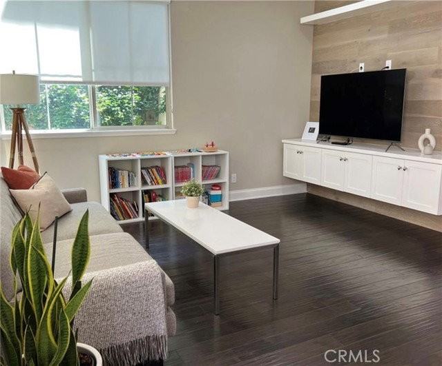 406 Sevilla Dr - Photo 6 of 8