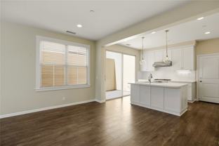 55 Jade Flower - Photo 1 of 1