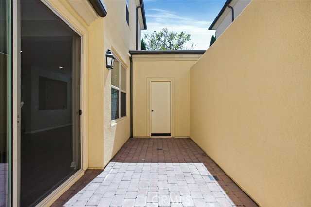 55 Jade Flower - Photo 7 of 7