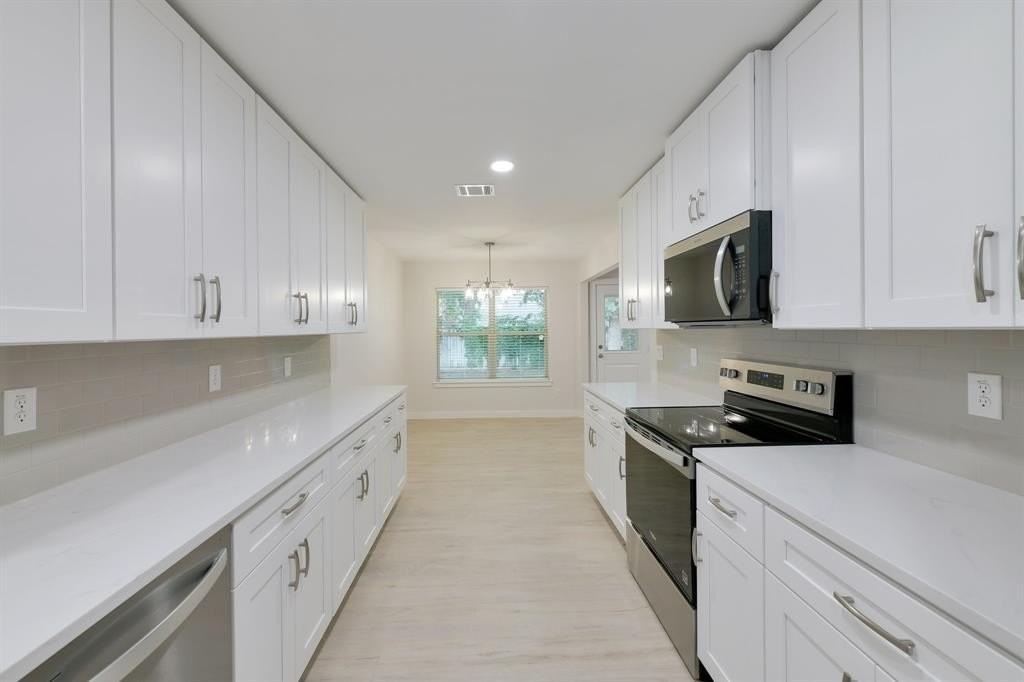 2717 Meadow Grn - Photo 7 of 33