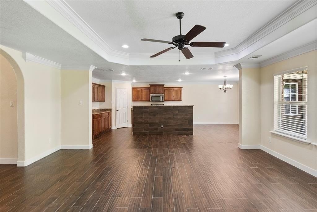 750 S Valentine Dr - Photo 7 of 35