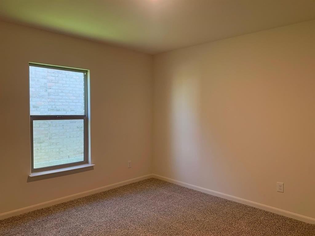 612 Aqueduct Dr - Photo 4 of 21