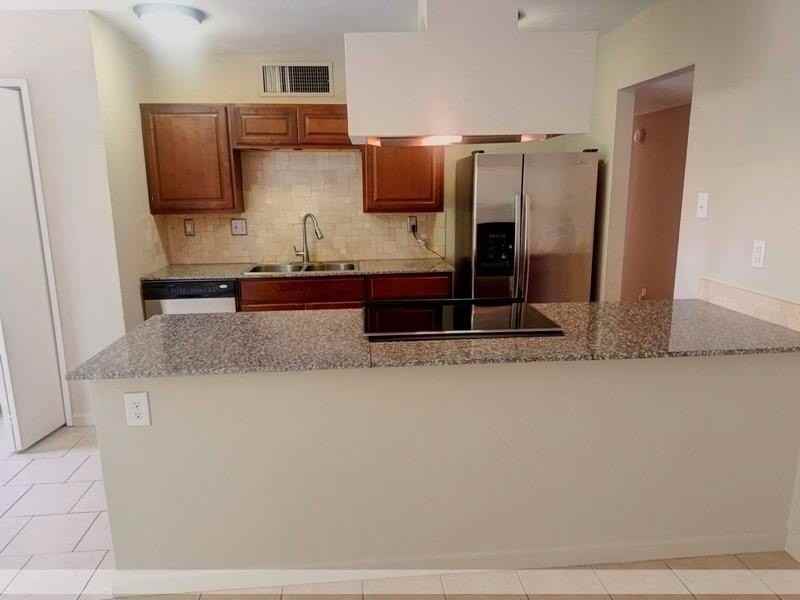 5501 Adams Dr - Photo 5 of 17