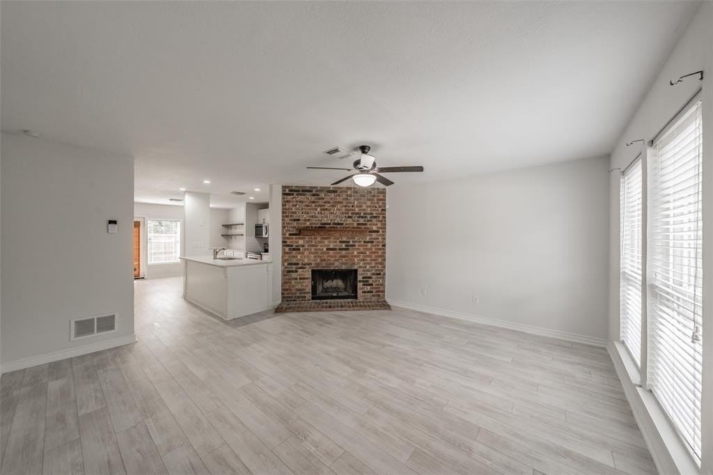 193 Merlin Way - Photo 2 of 35