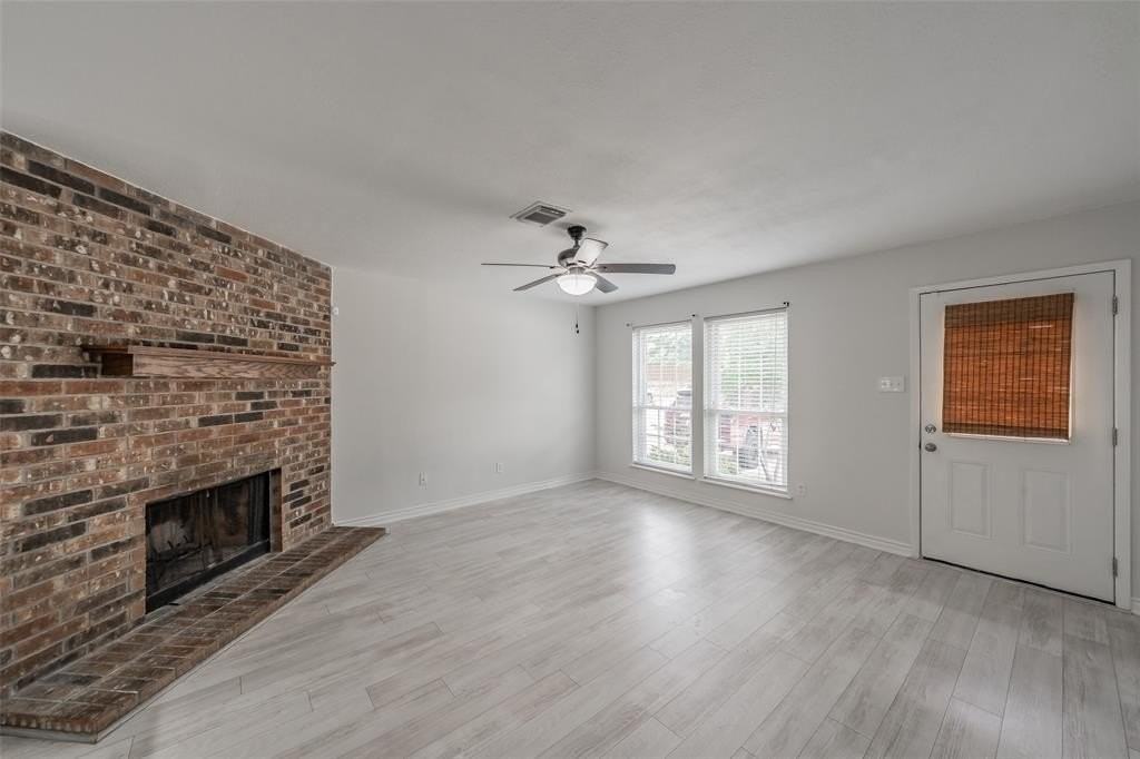193 Merlin Way - Photo 4 of 35
