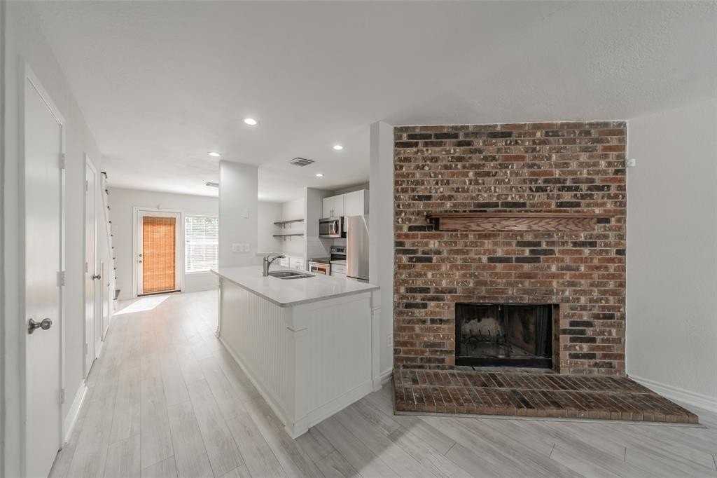 193 Merlin Way - Photo 5 of 35