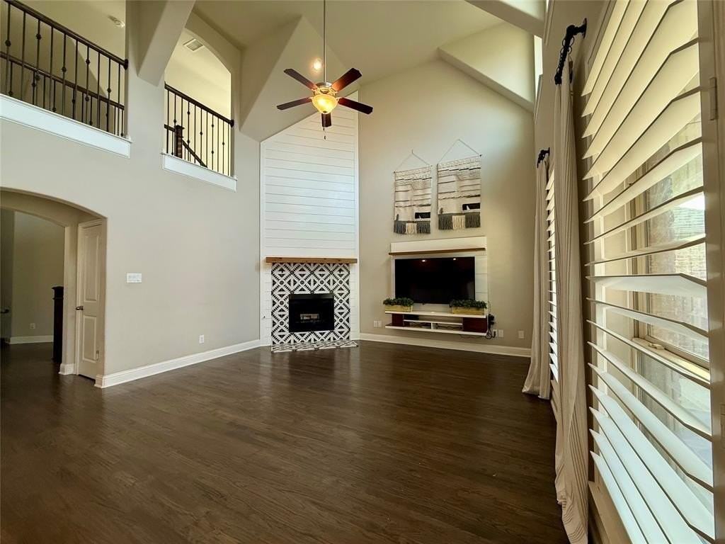 509 Lomax Ln - Photo 4 of 23