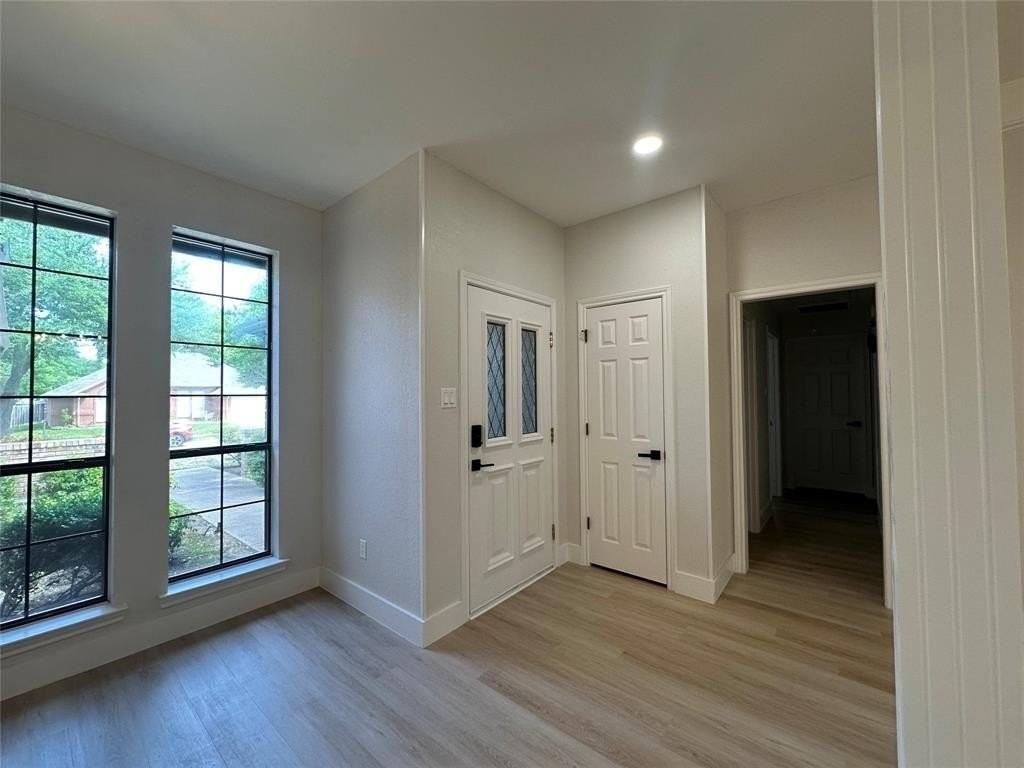 2109 S Winding Creek Dr - Photo 4 of 26