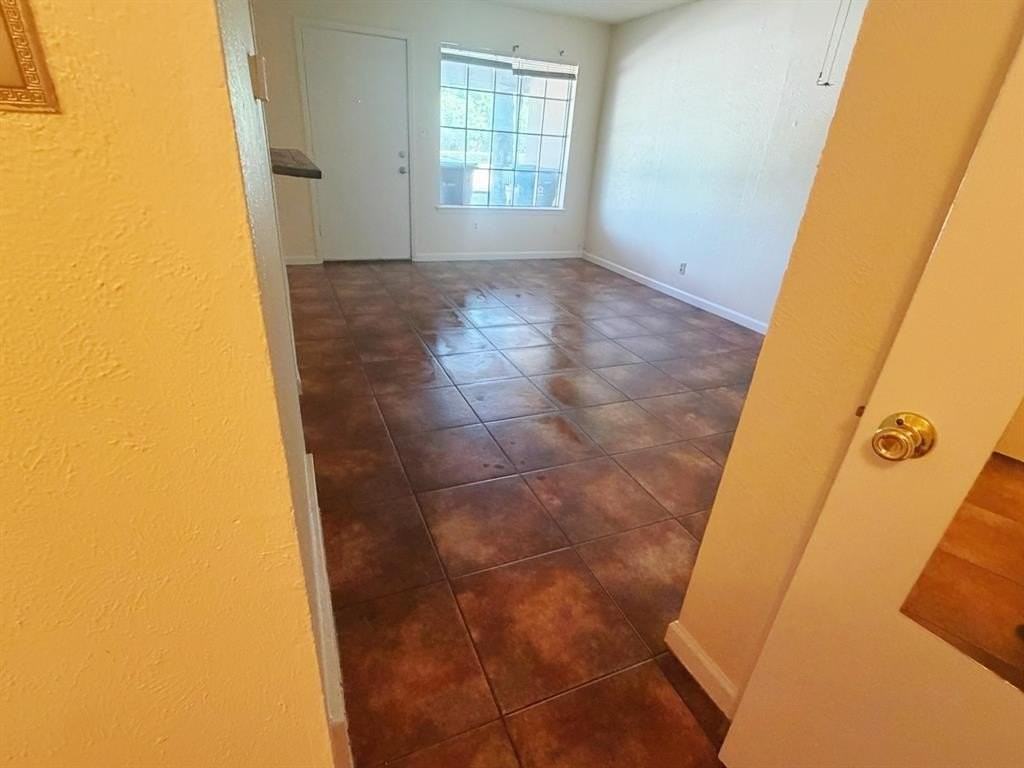 1344 N Cooper St - Photo 4 of 6