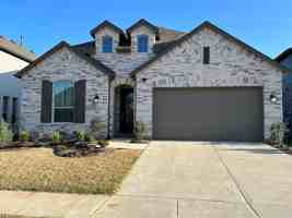 featured image of 1416 Saddle Ridge Dr