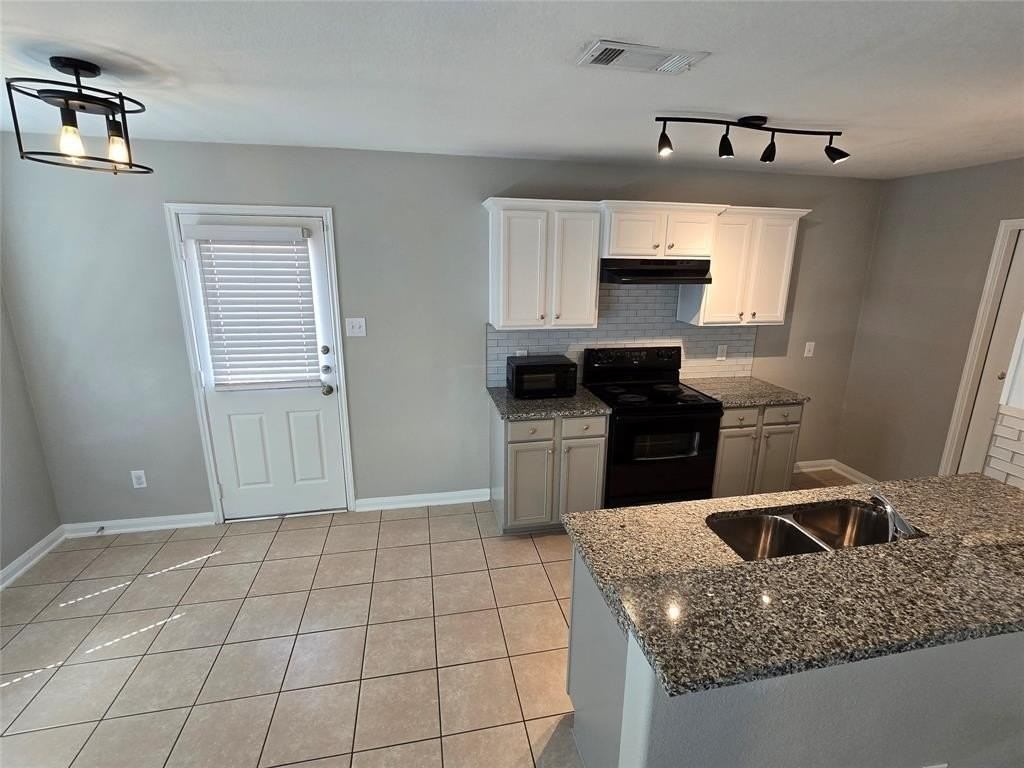 110 Outfitters Ct - Photo 4 of 17