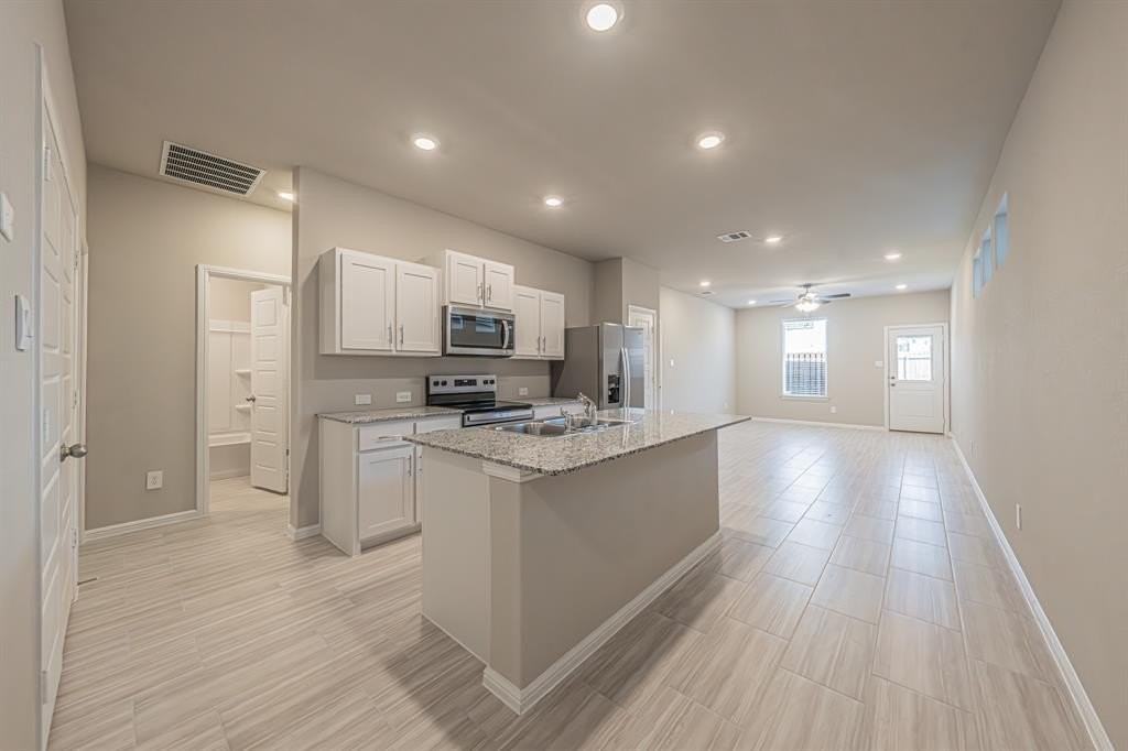 3113 Pecan Farm Ln - Photo 3 of 15