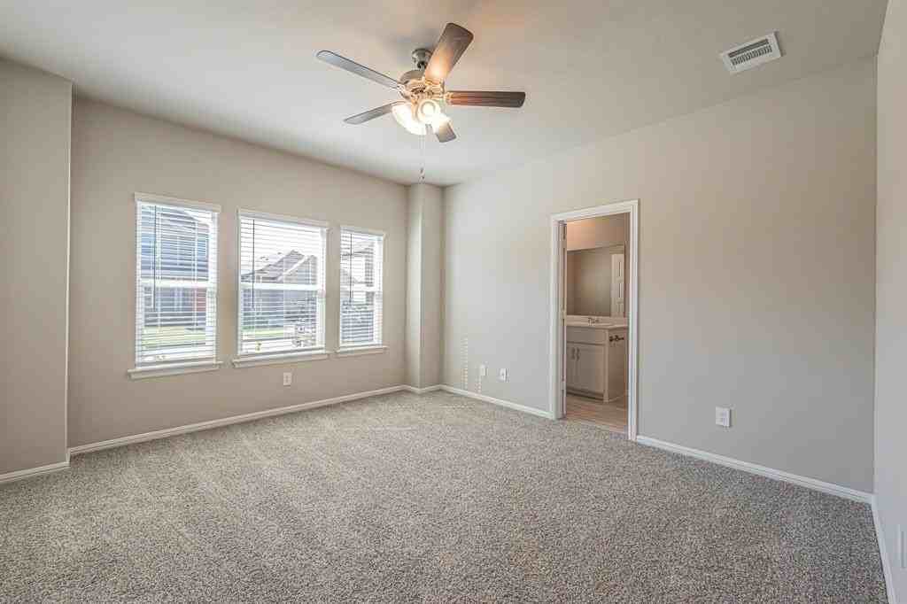 3113 Pecan Farm Ln - Photo 5 of 15