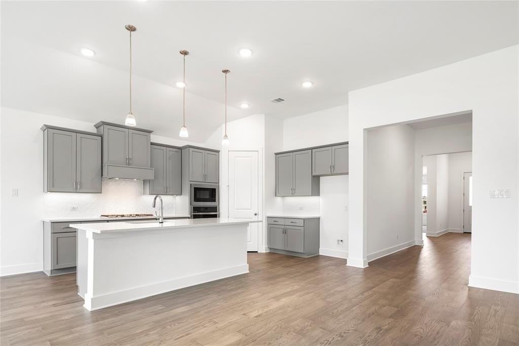 2900 Barbary Rd - Photo 6 of 36