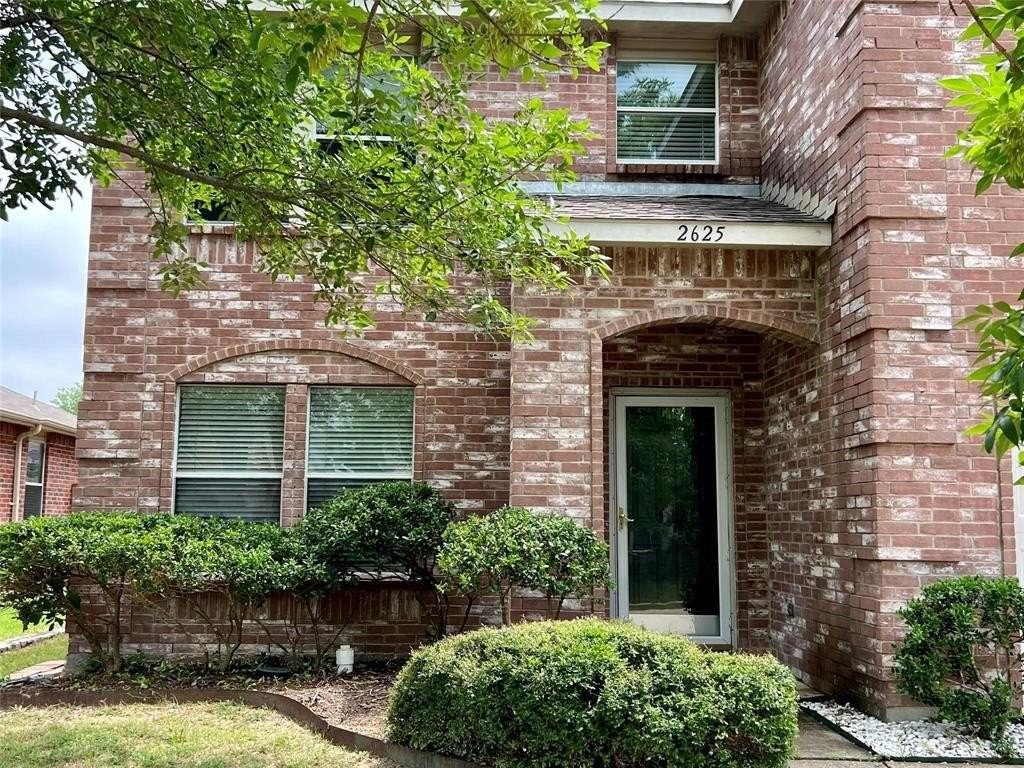 2625 Lake Meadow Dr - Photo 3 of 23