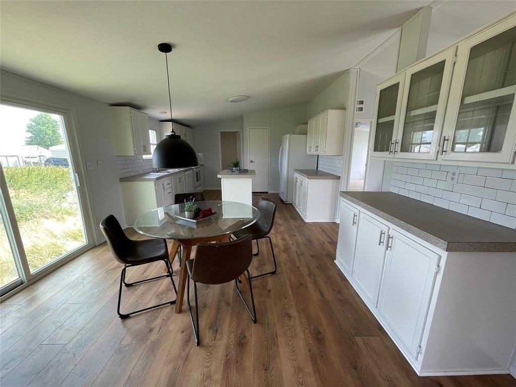 9066 Diamond Ave - Photo 5 of 18