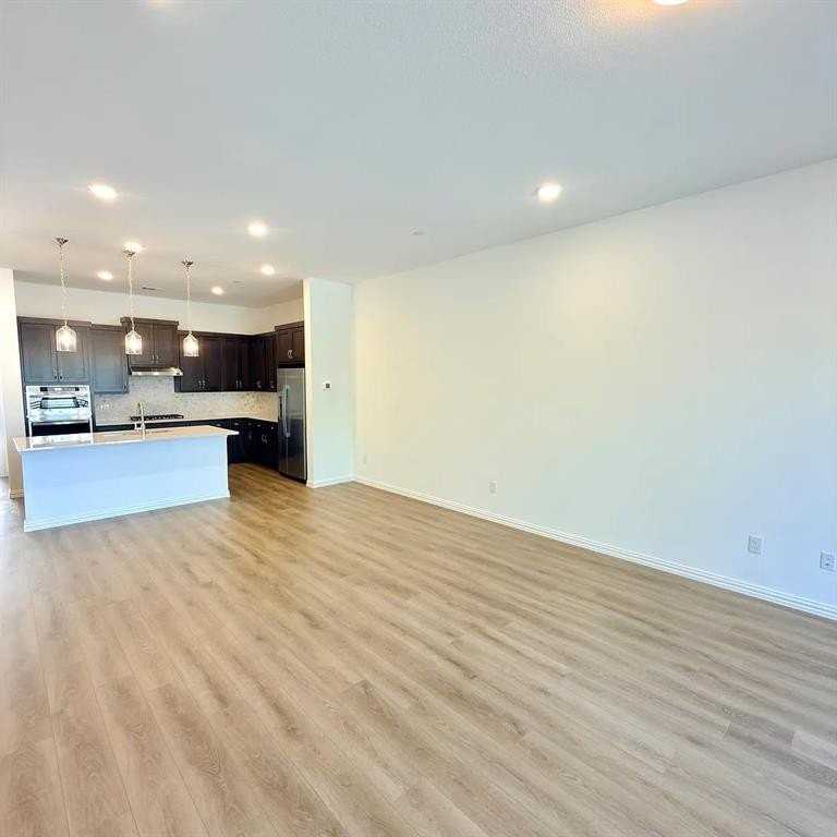 1175 Doris May Dr - Photo 7 of 28
