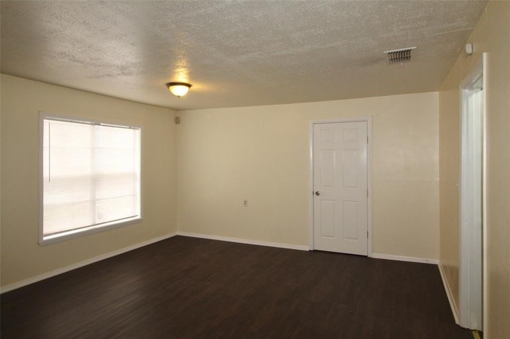 421 Dr Martin Luther King Jr Blvd - Photo 5 of 17