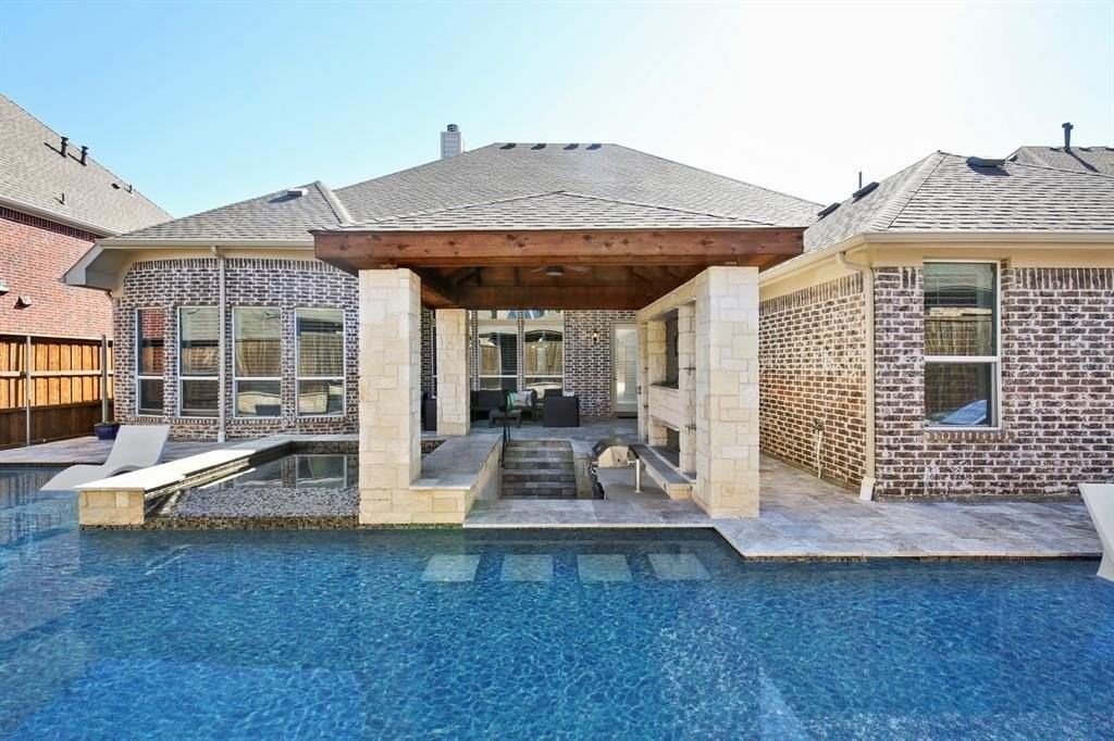 13732 Eleanor Ave - Photo 3 of 39
