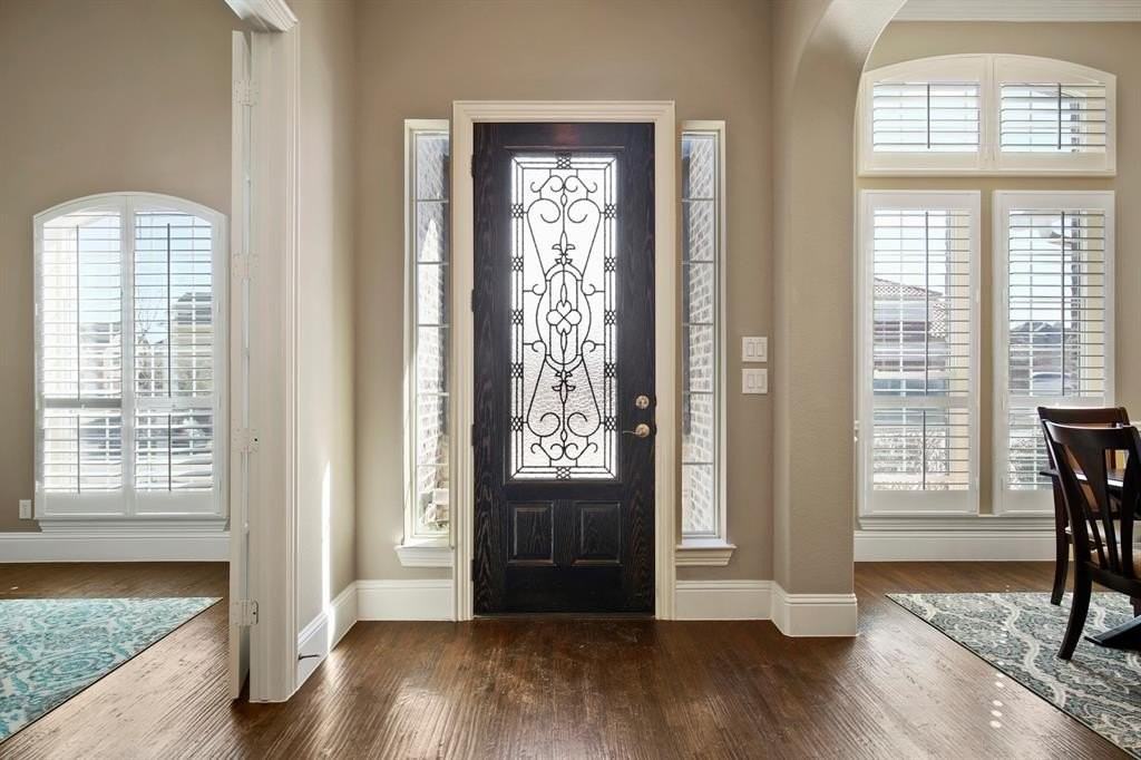 13732 Eleanor Ave - Photo 7 of 39