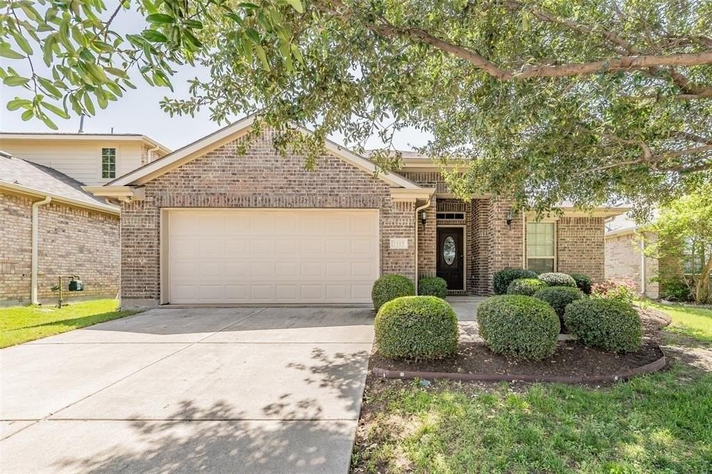 1313 Catbird Dr