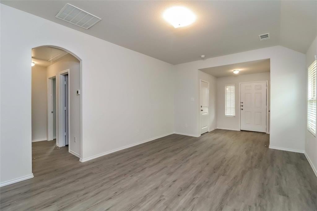 8304 Camellia Tree Ct - Photo 4 of 17