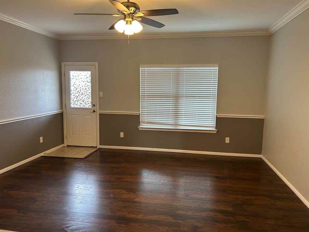 9300 Castorian Dr - Photo 4 of 9