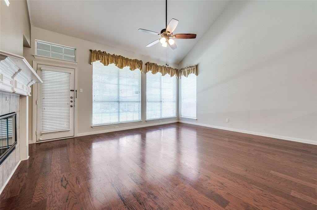 4525 Sandra Lynn Dr - Photo 5 of 37