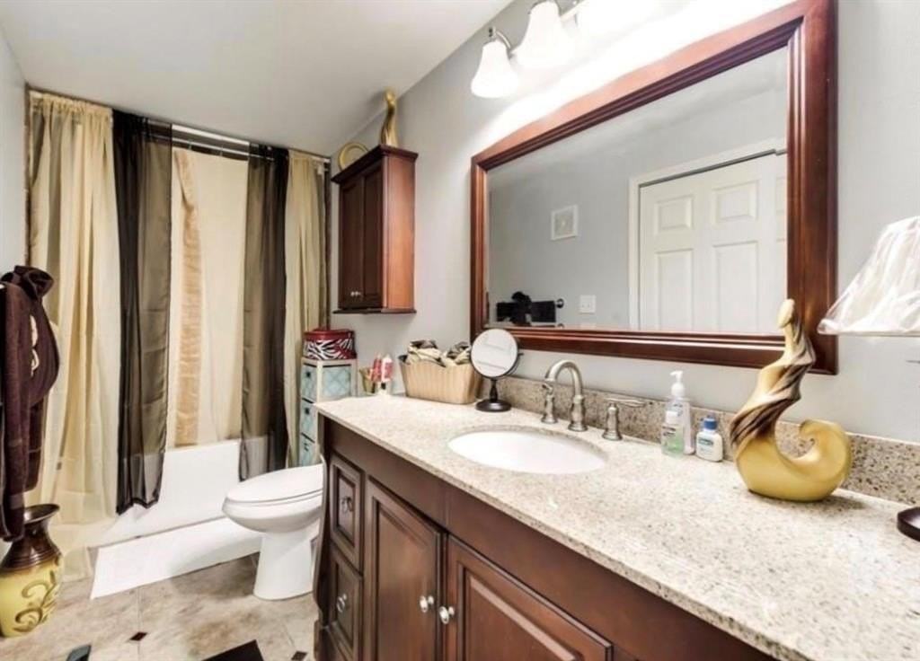7151 Gaston Ave #1008 - Photo 2 of 7