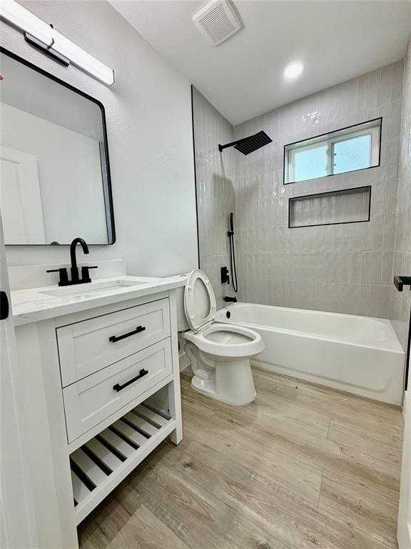 1814 Martin Luther Dr