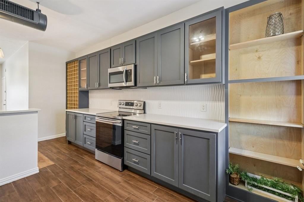 10754 Villager Rd #D - Photo 2 of 37