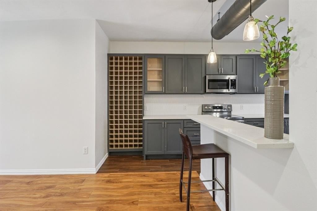 10754 Villager Rd #D - Photo 4 of 37