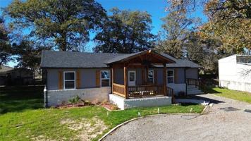 featured image of 1133 Highway 2861