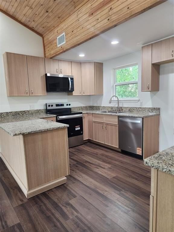 1133 Highway 2861 - Photo 7 of 15