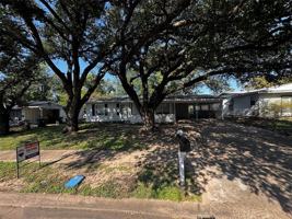 featured image of 3008 Winfield Dr