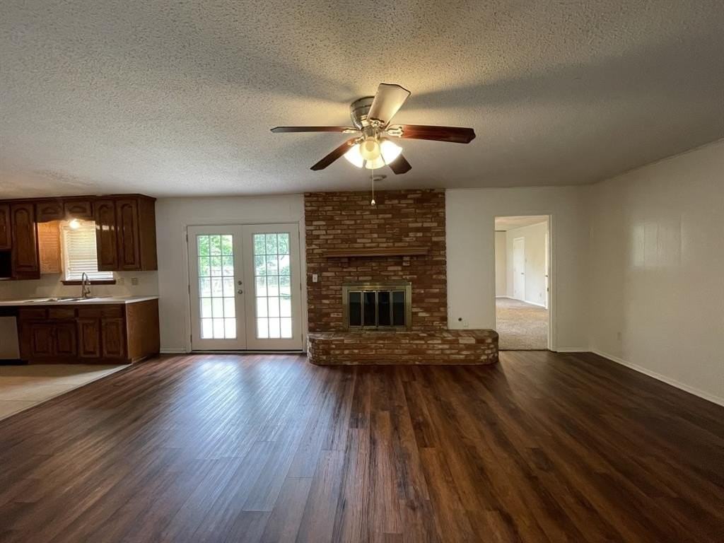 705 White Oak Ln - Photo 3 of 15